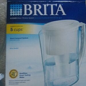 Brita Compact  White Water Pitcher